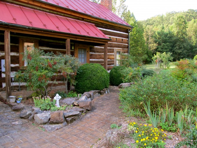 Cabin at Our Lady of the Angels Monastery for Retreats