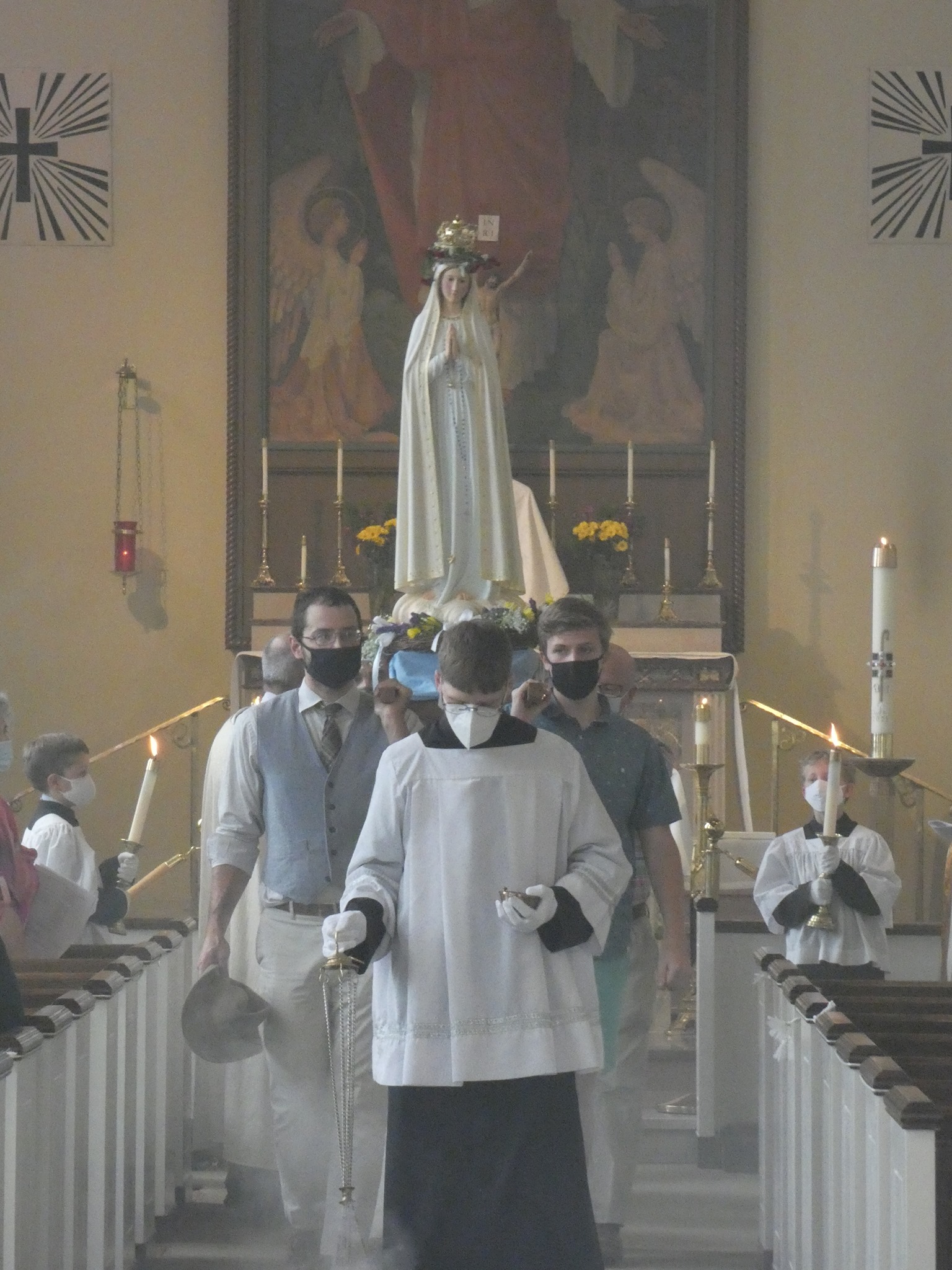 Candlelit Procession to Conclude Month of Mary